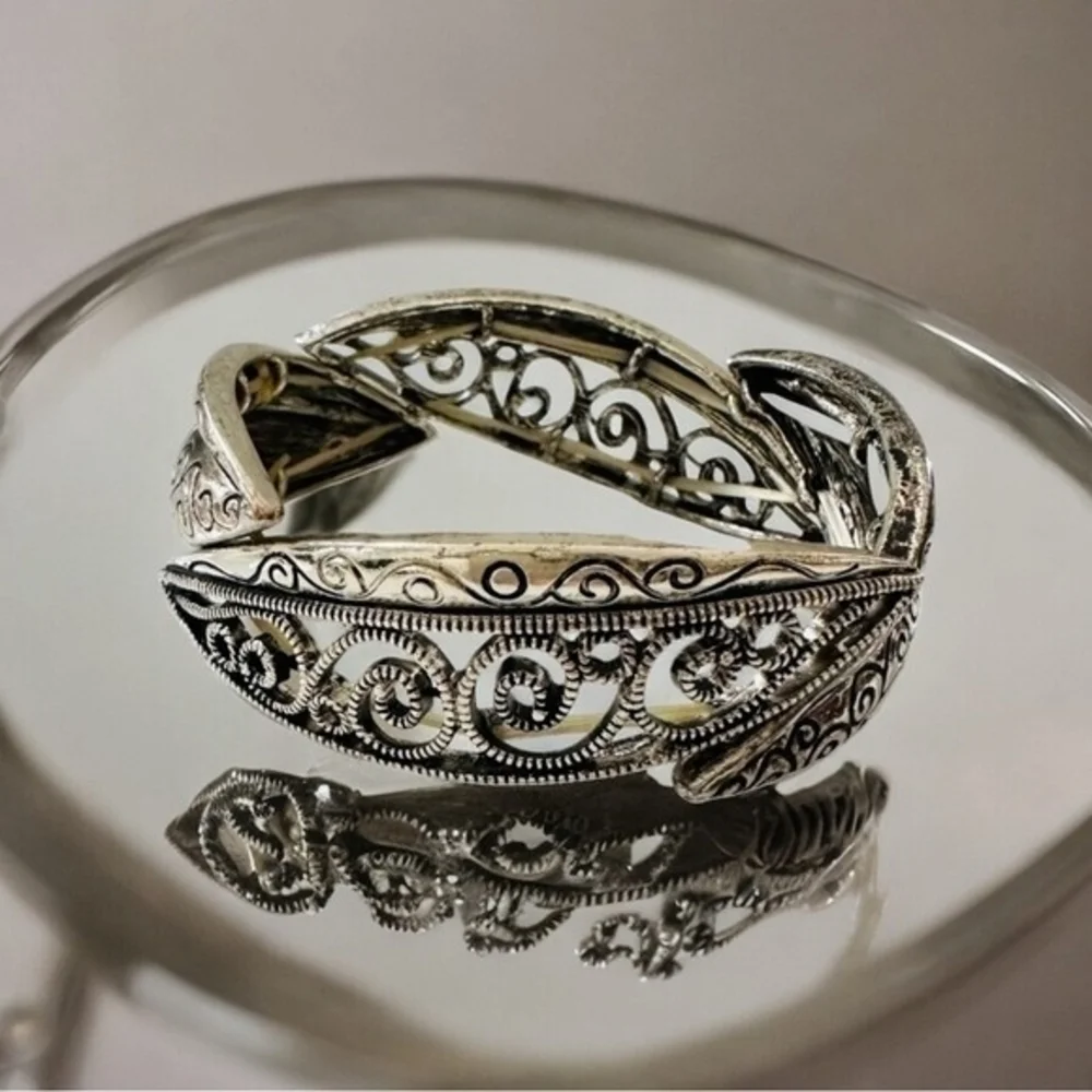 Oxidized Silver Elastic Bangle Bracelet Women's Artisan Costume Jewelry Gift